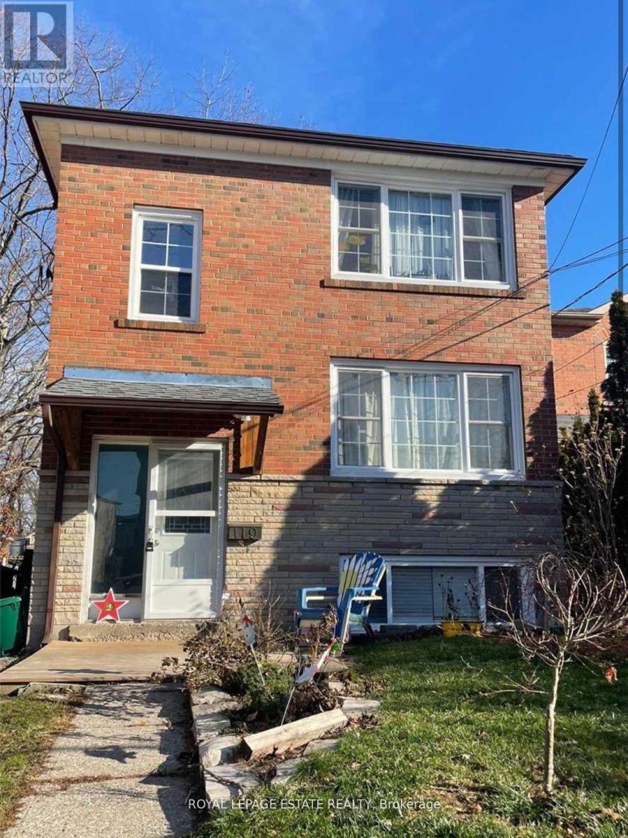 Photo of 119 Queensbury Avenue