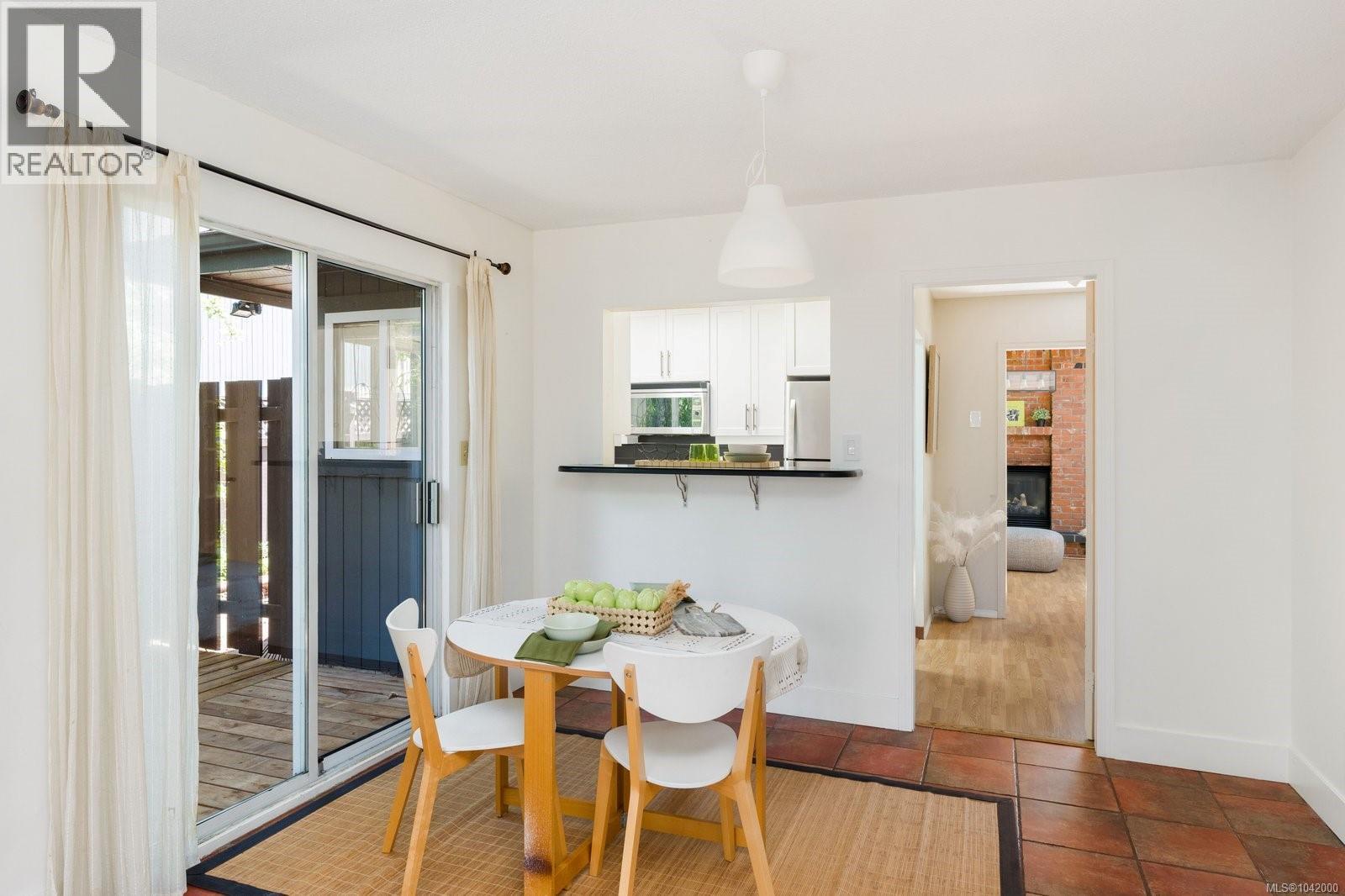  1630 Christmas Avenue, Saanich