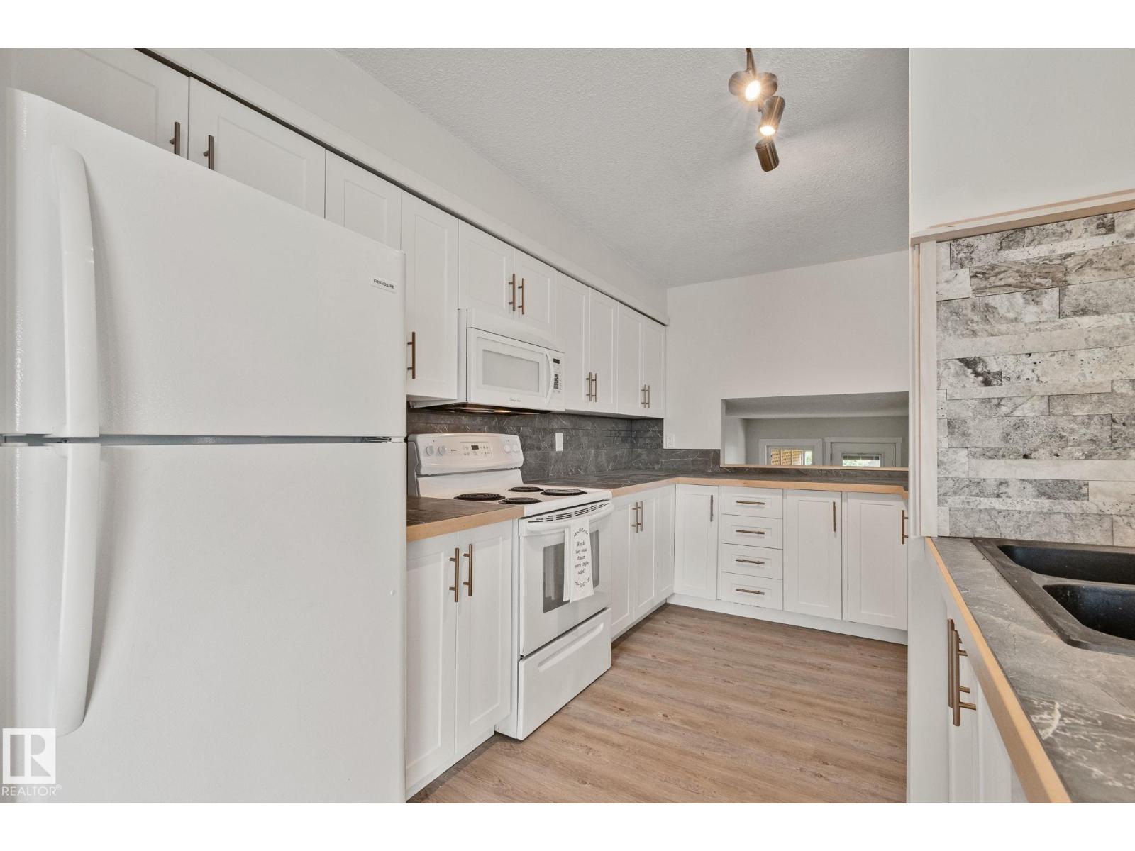 703 GRANDIN DR - 11