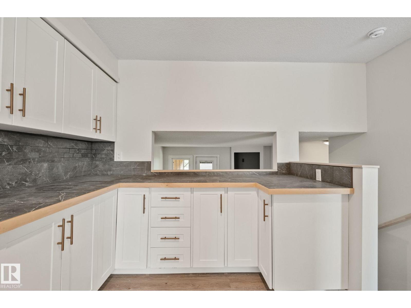 703 GRANDIN DR - 13