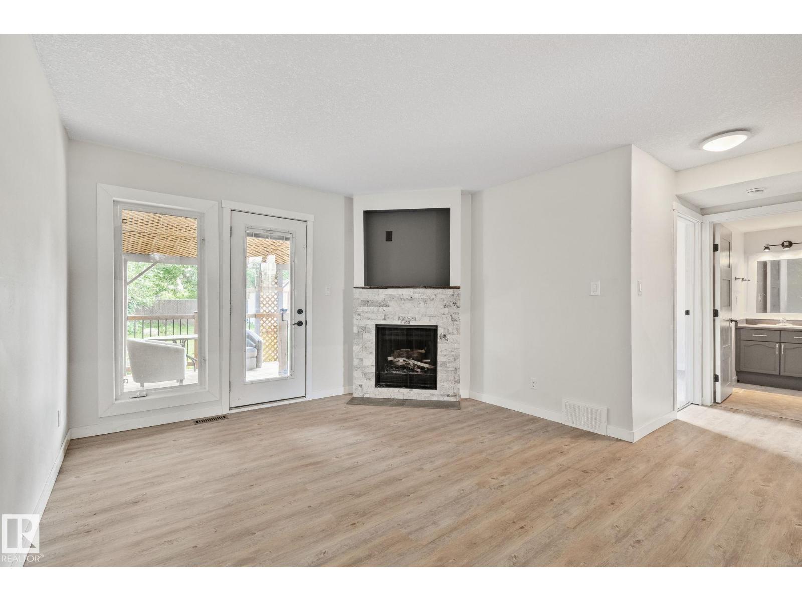 703 GRANDIN DR - 26