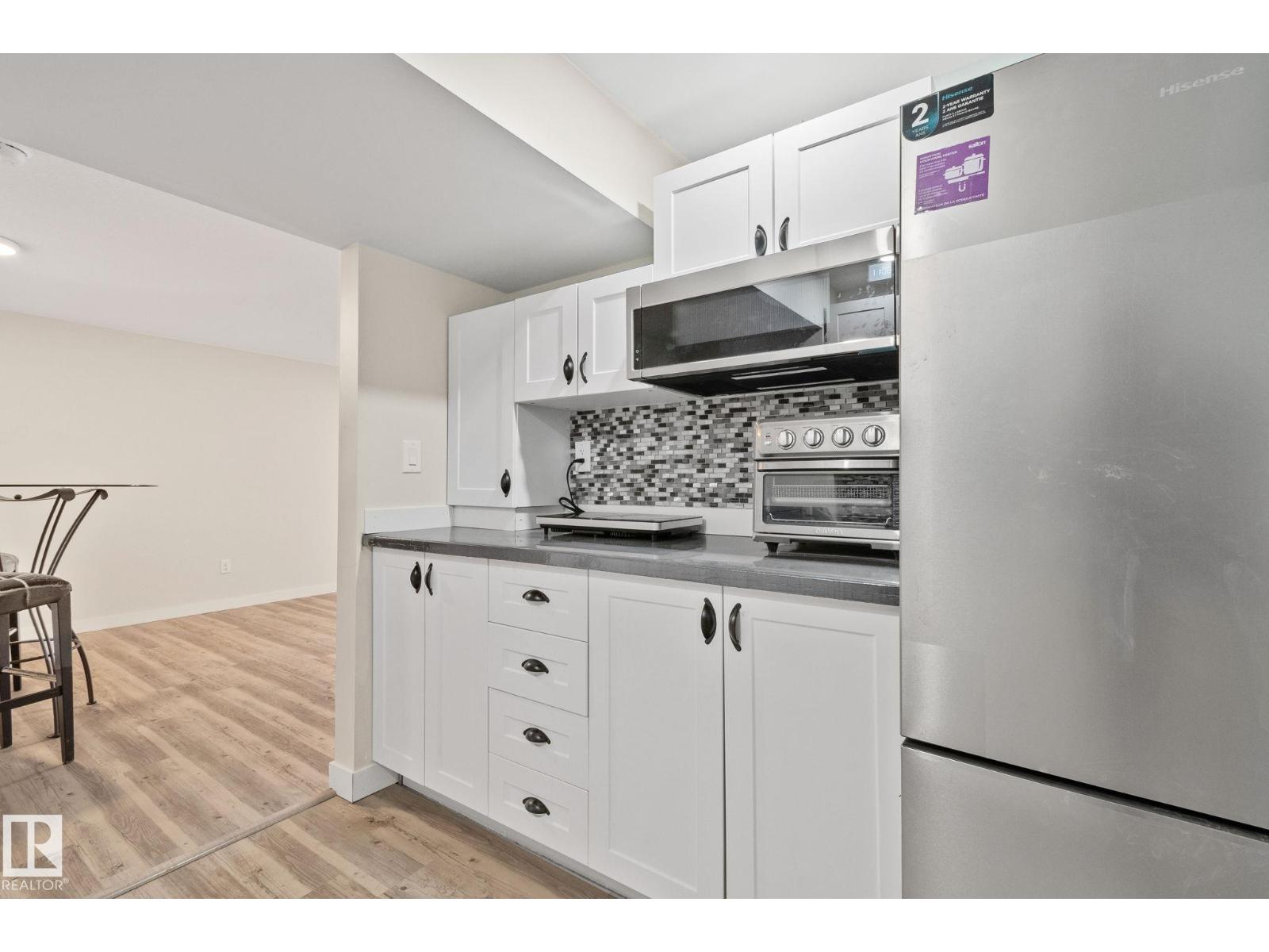 703 GRANDIN DR - 38