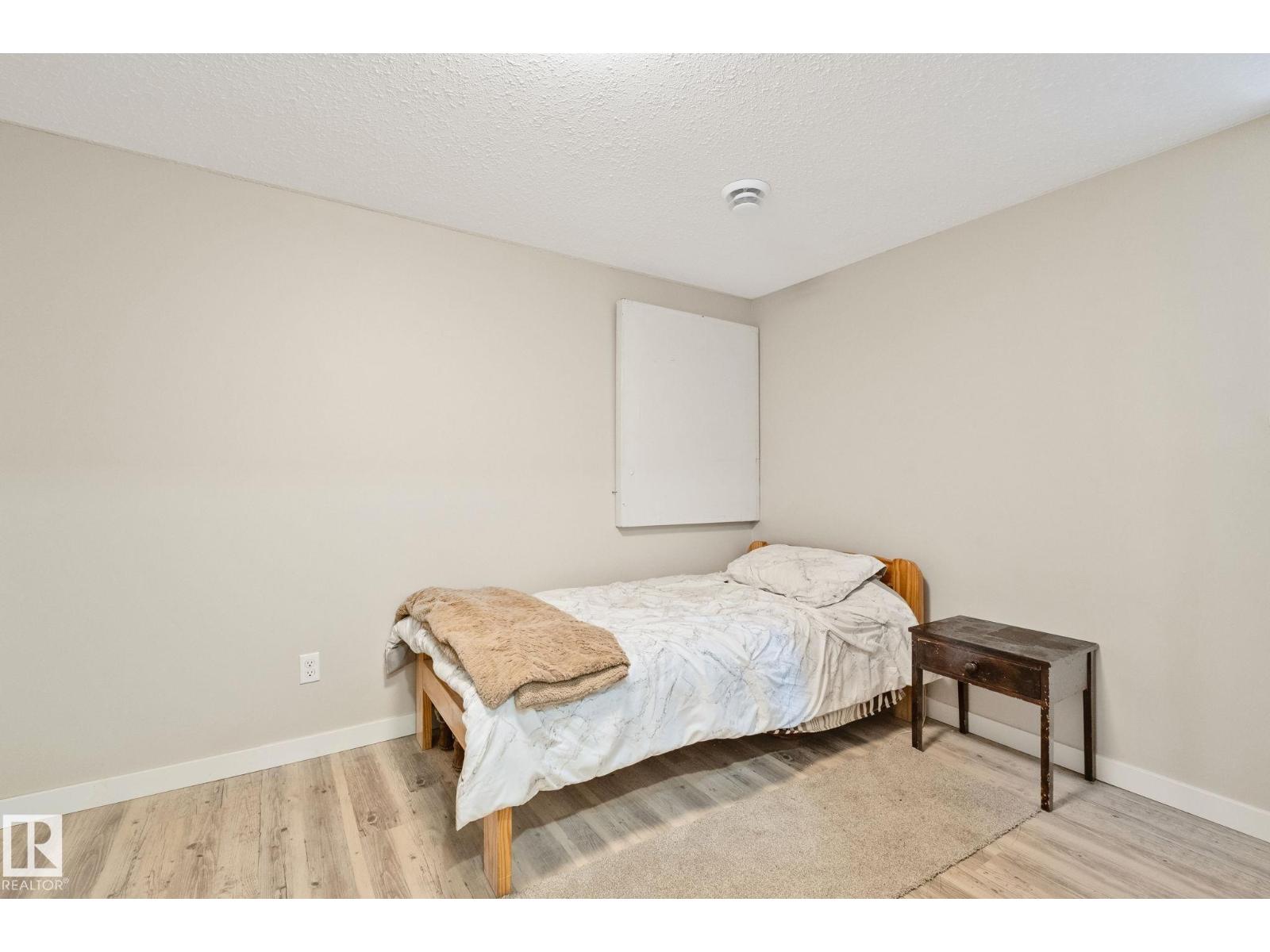 703 GRANDIN DR - 41