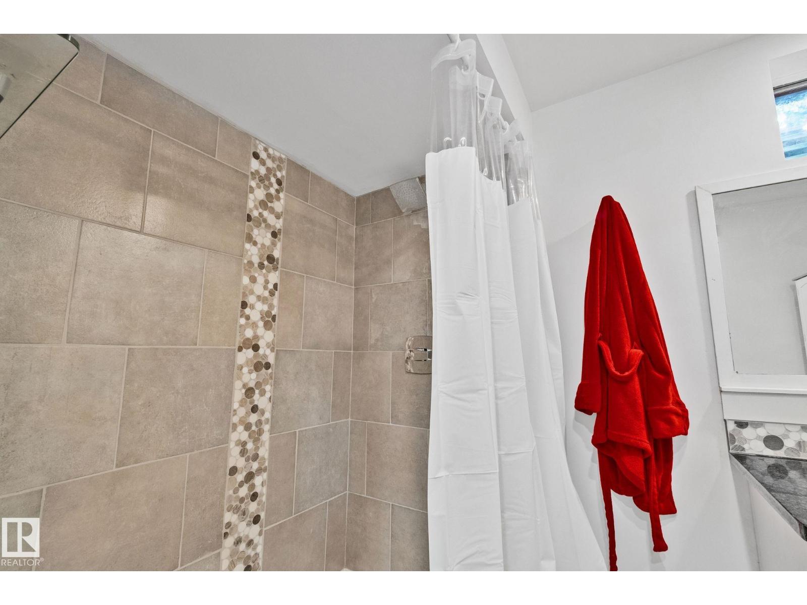 703 GRANDIN DR - 45