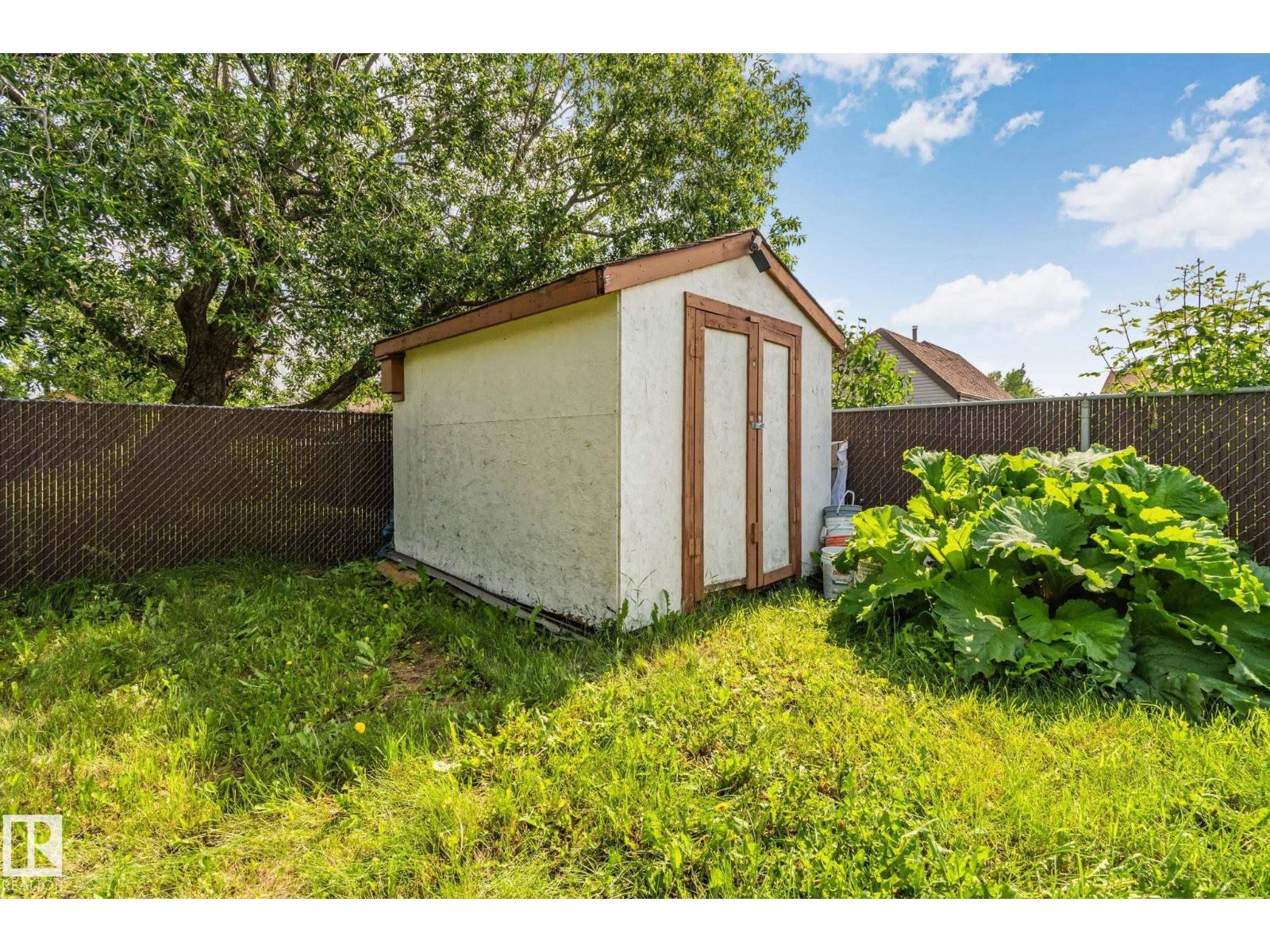 703 GRANDIN DR - 52