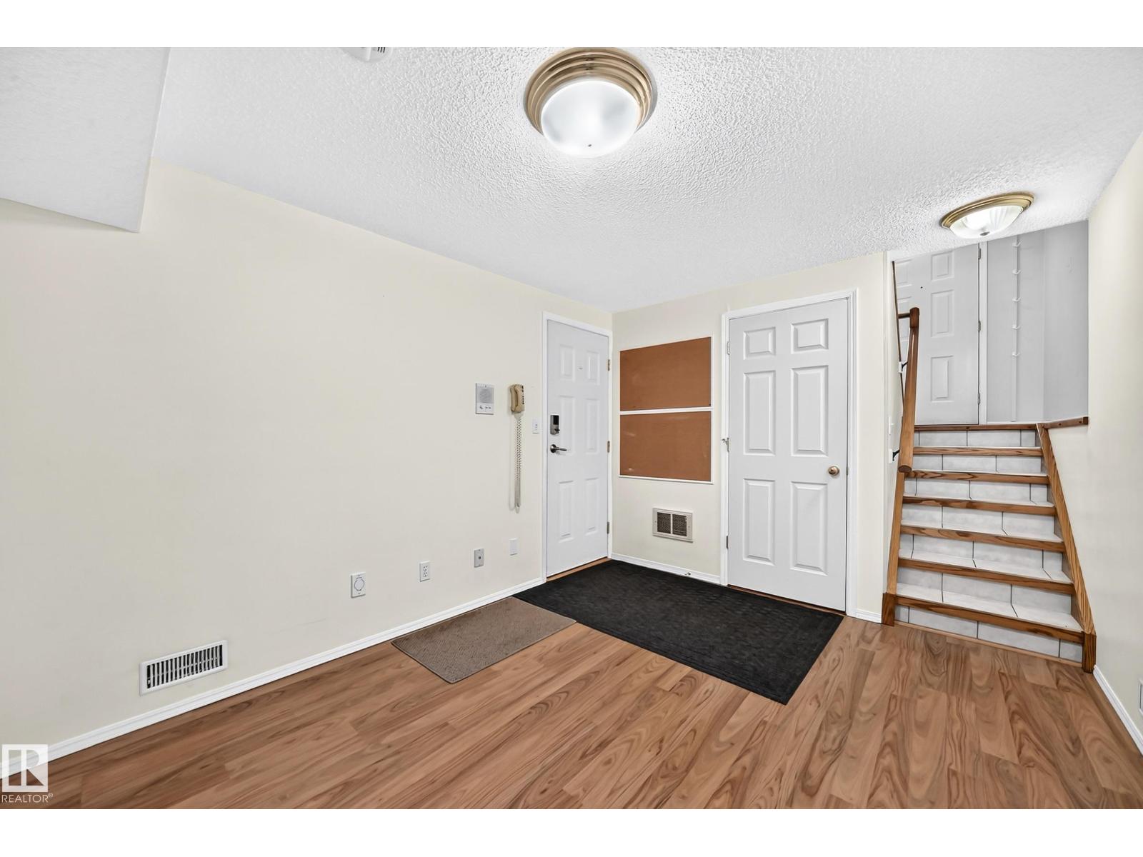 #51 9630 176 ST NW - 30