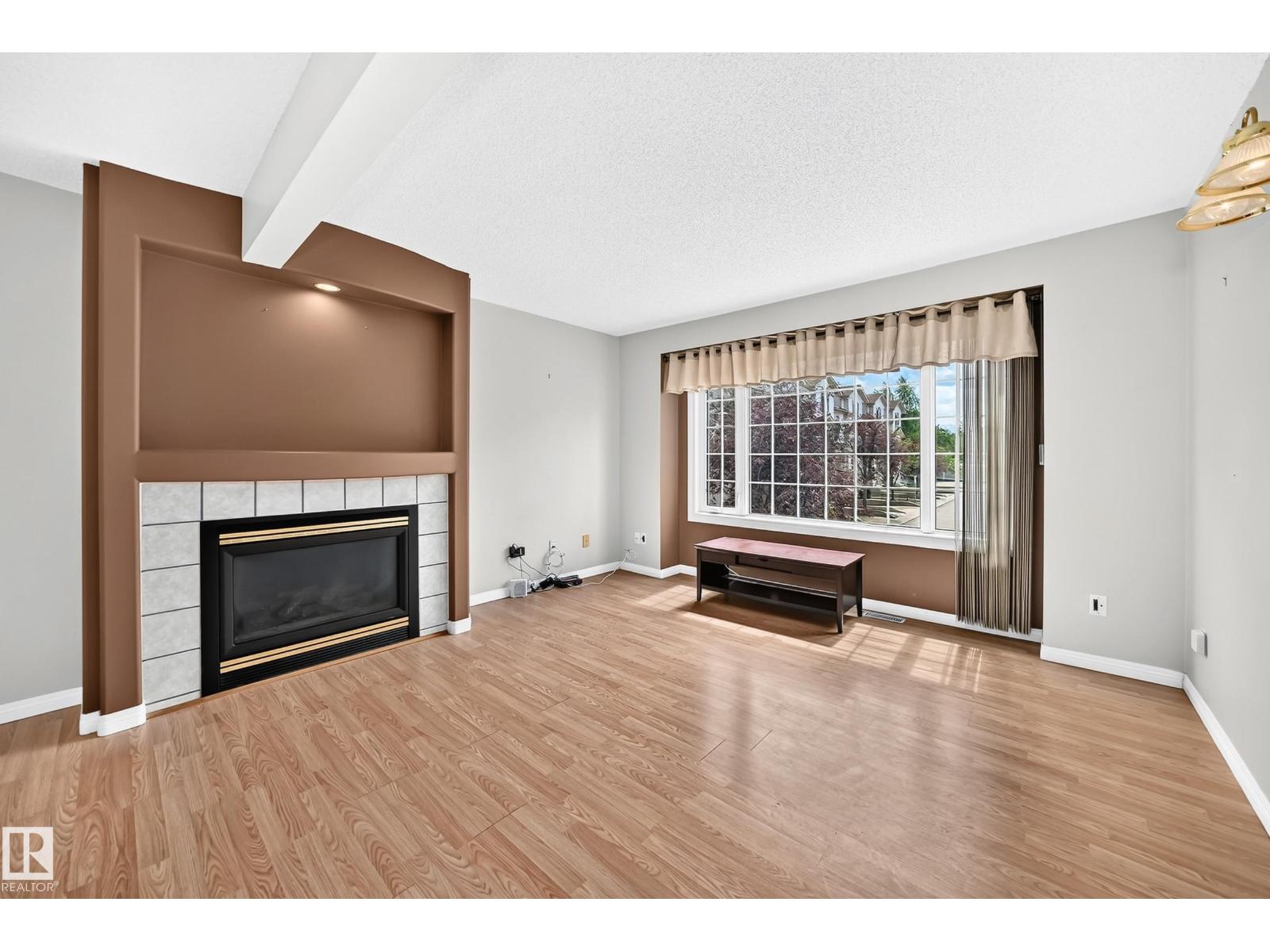 #51 9630 176 ST NW - 5