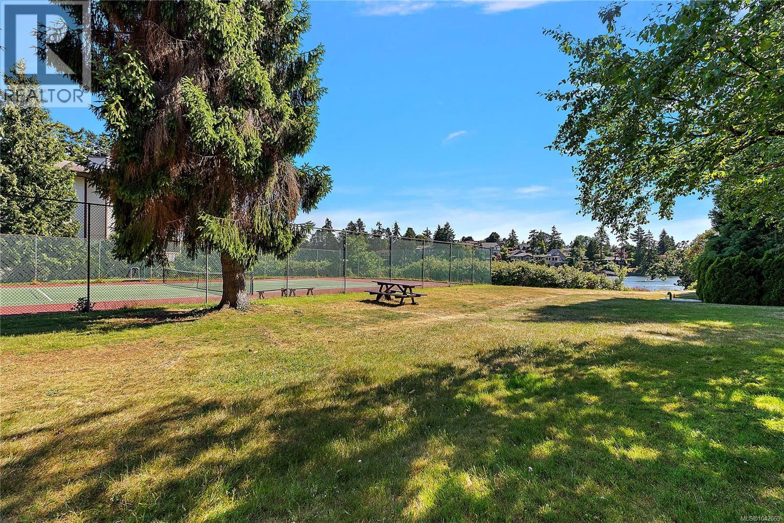 #106 71 Gorge Rd W - 23