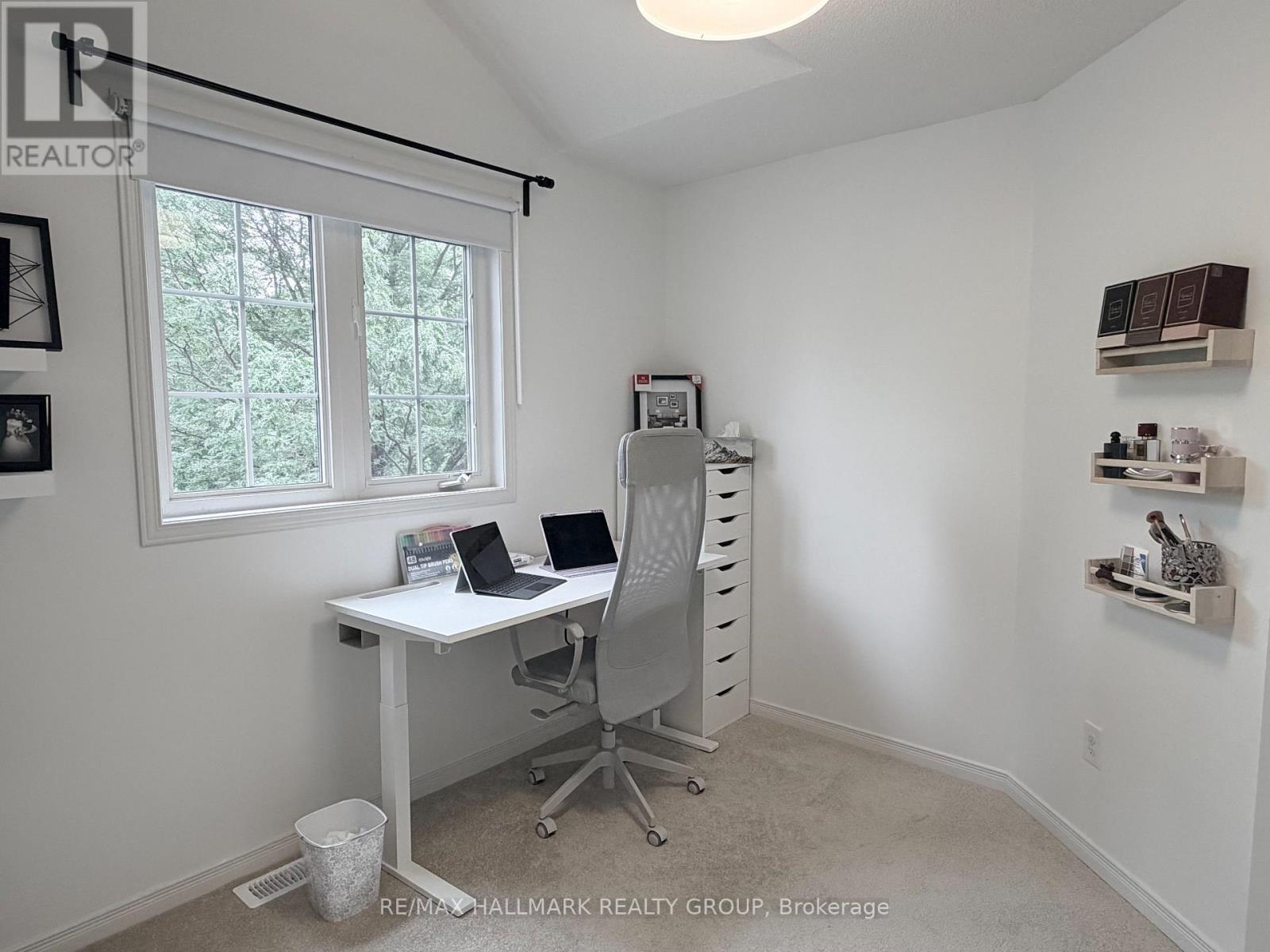 3 Bed, 2 Bath House for Rent in Ottawa – 304 APPLECROSS CRESCENT, Ottawa – MLS# X13527576 - Image 16