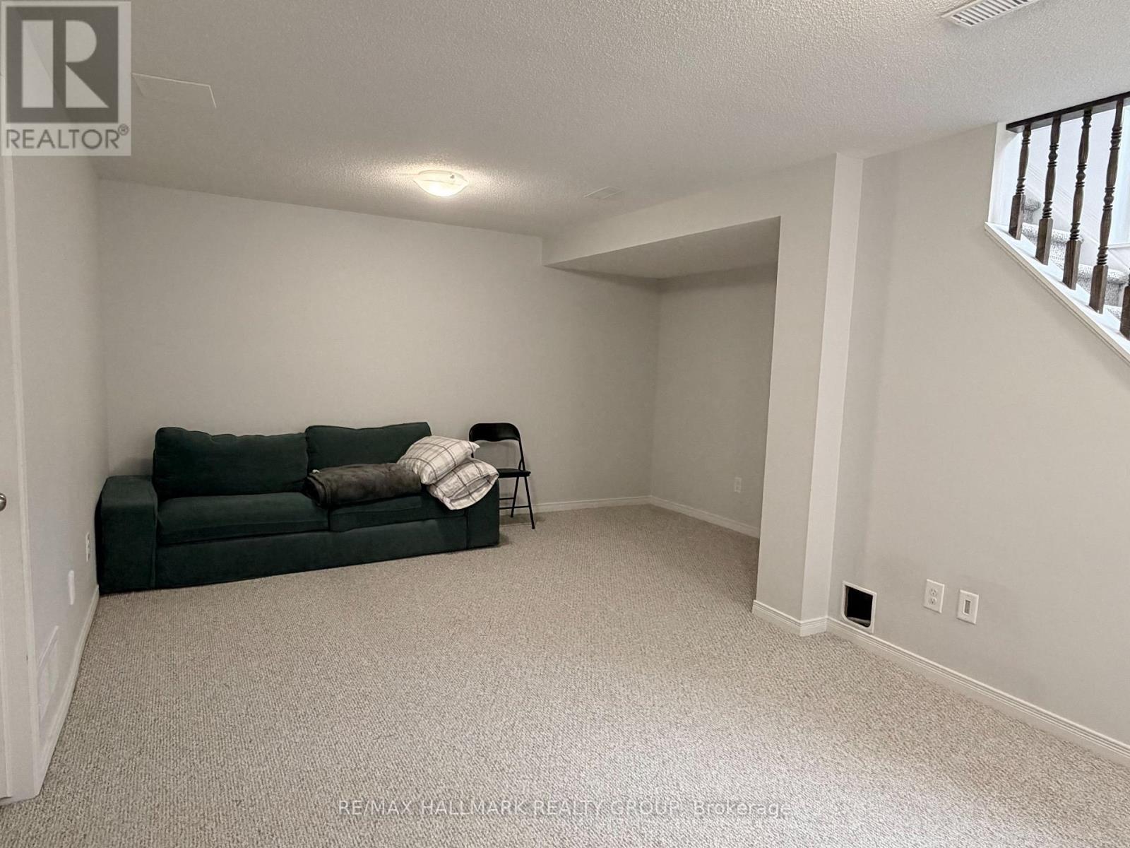 3 Bed, 2 Bath House for Rent in Ottawa – 304 APPLECROSS CRESCENT, Ottawa – MLS# X13527576 - Image 23