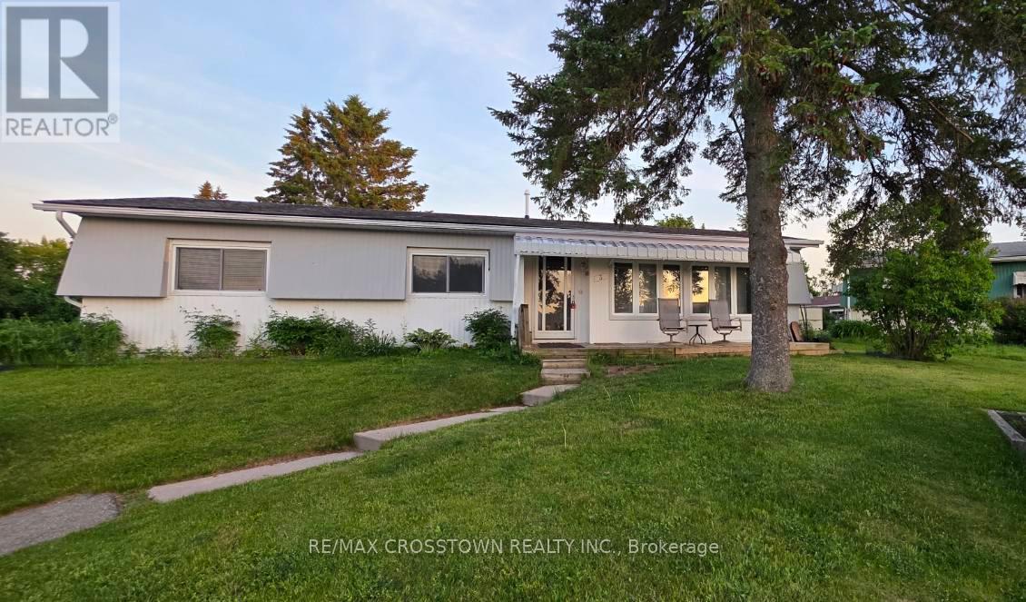 3 FAIRBIRCH COURT - 1
