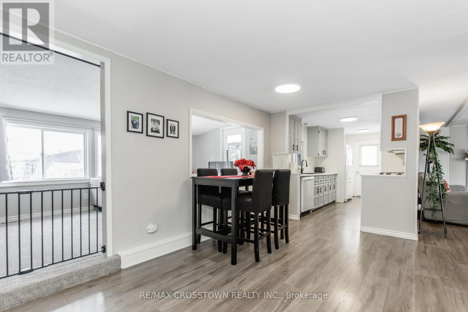 3 FAIRBIRCH COURT - 19