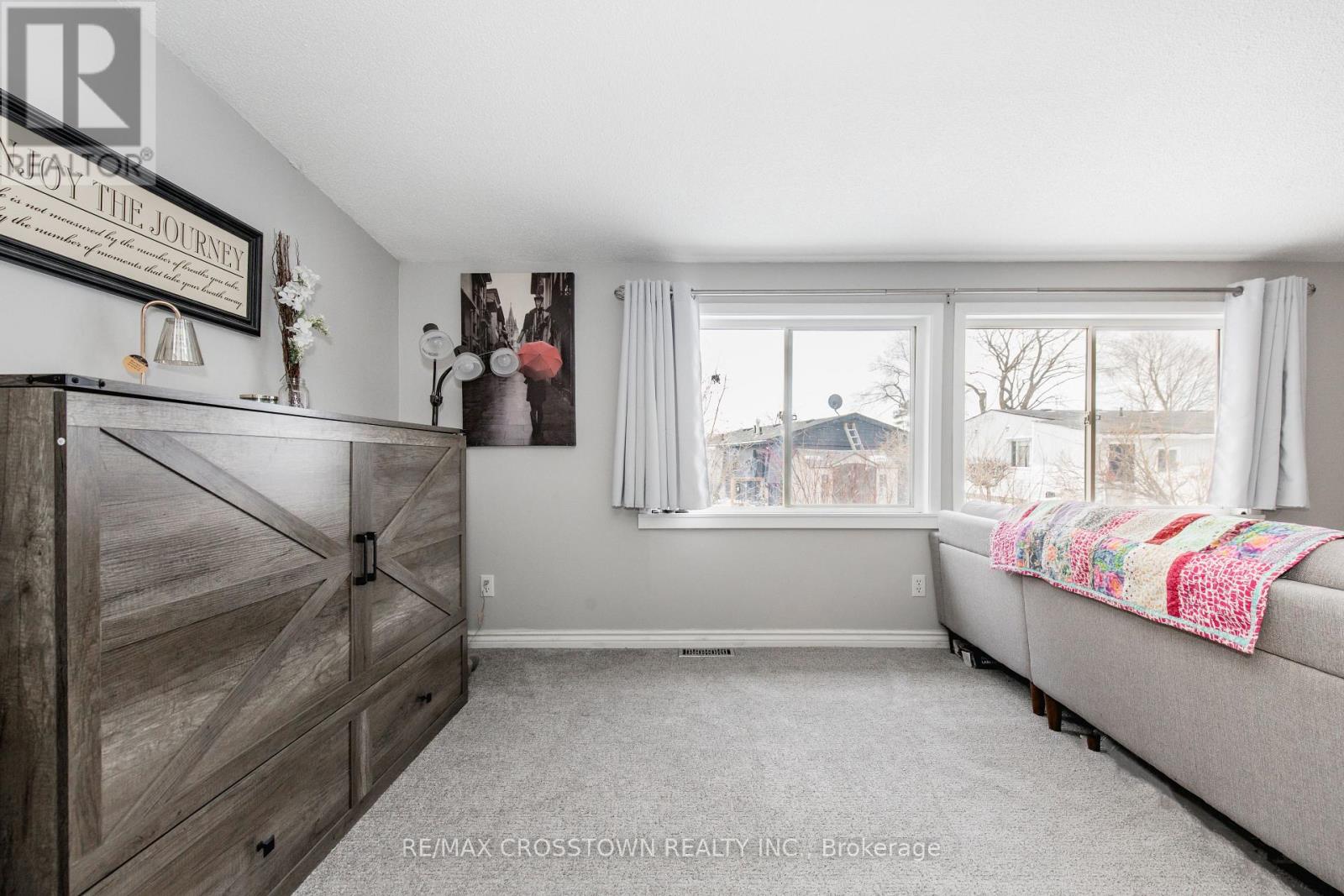 3 FAIRBIRCH COURT - 22
