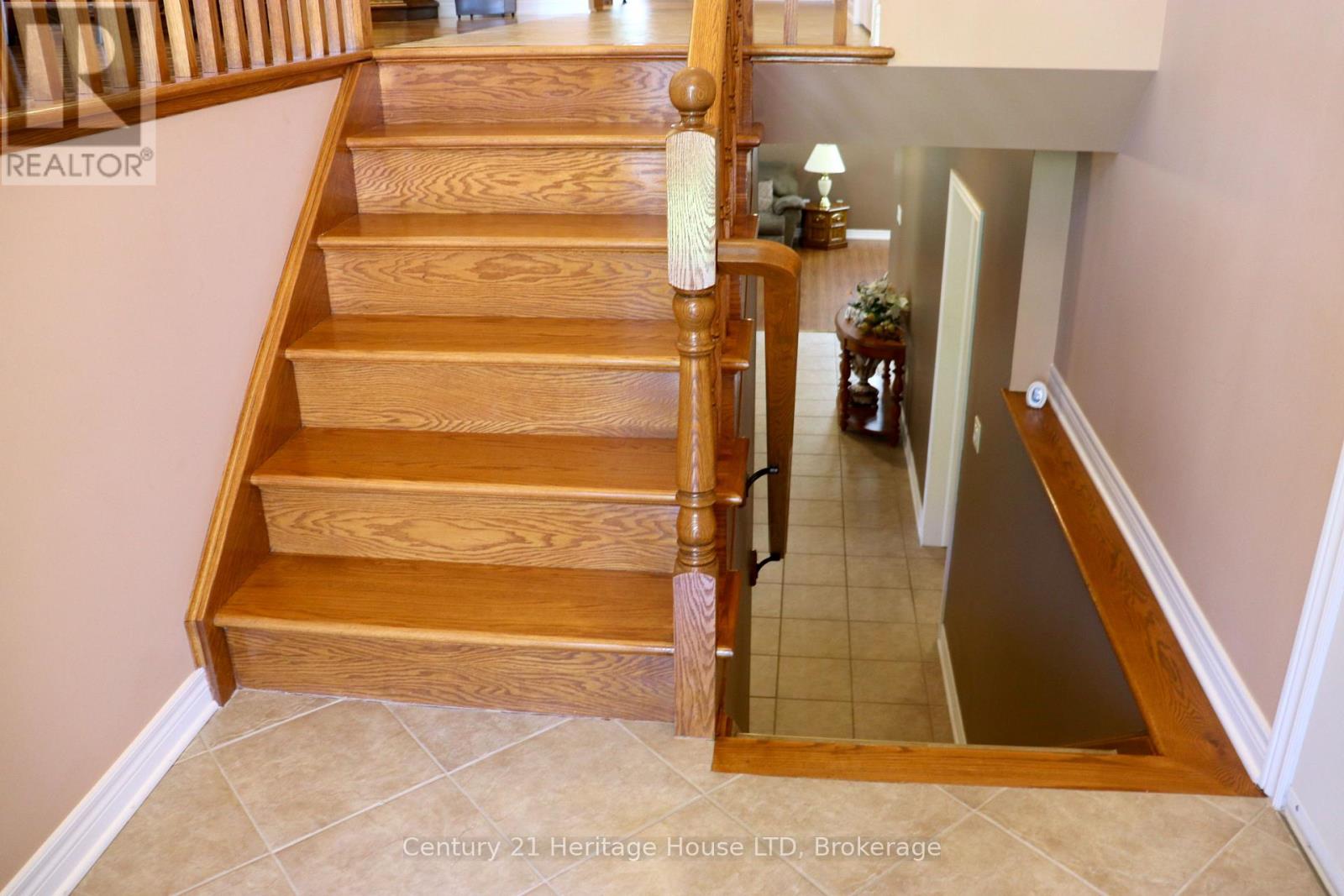 8292 FEREN DRIVE S - 12