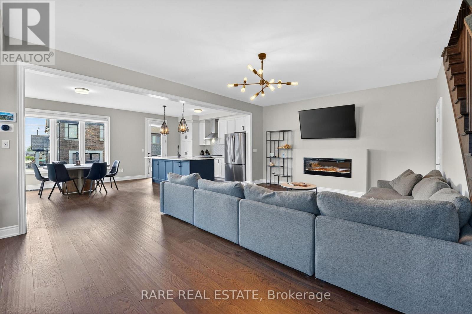 2141 WILSON STREET - 11