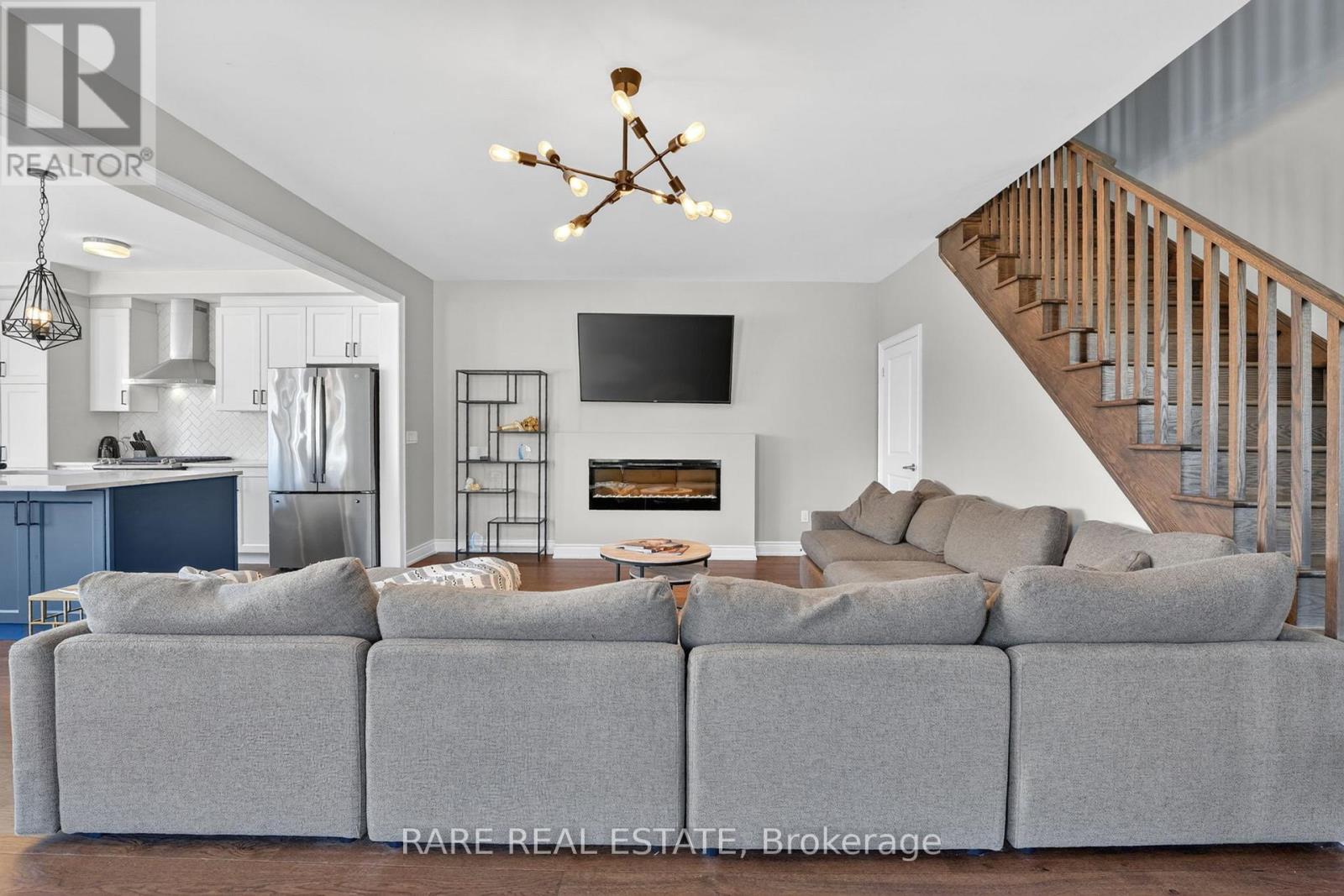 2141 WILSON STREET - 12