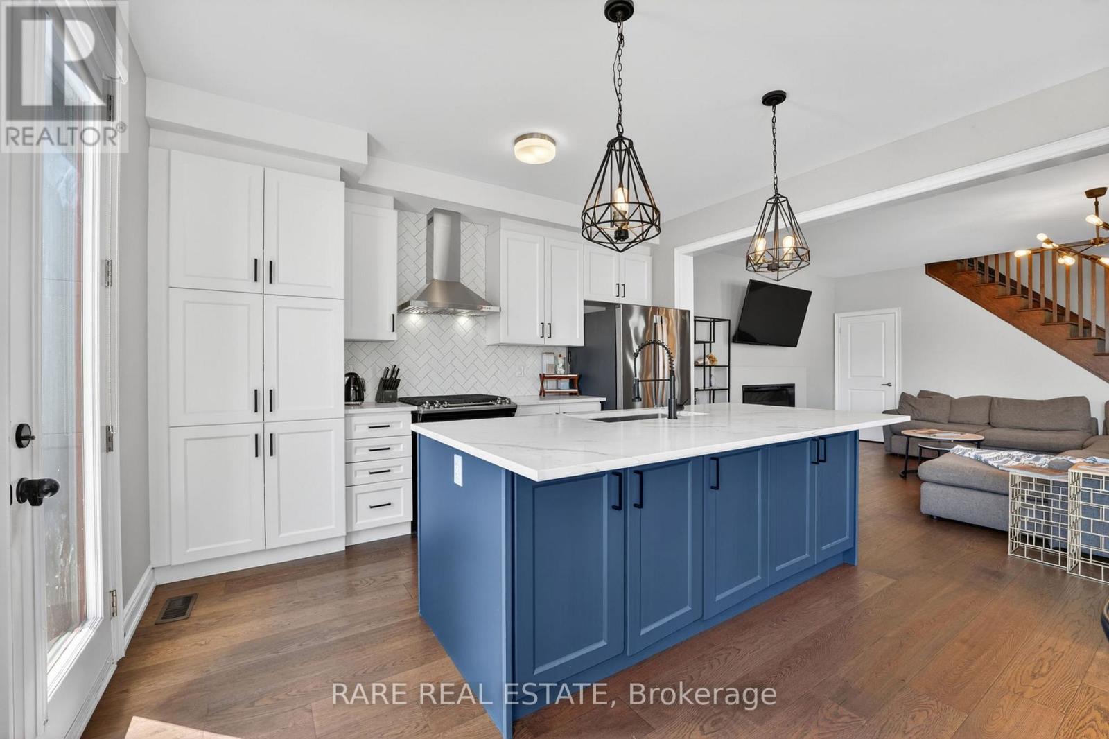 2141 WILSON STREET - 18