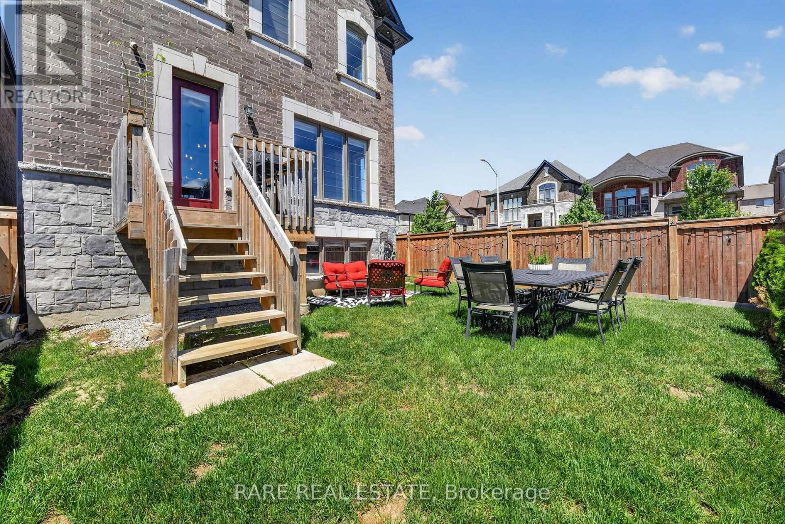 2141 WILSON STREET - 36