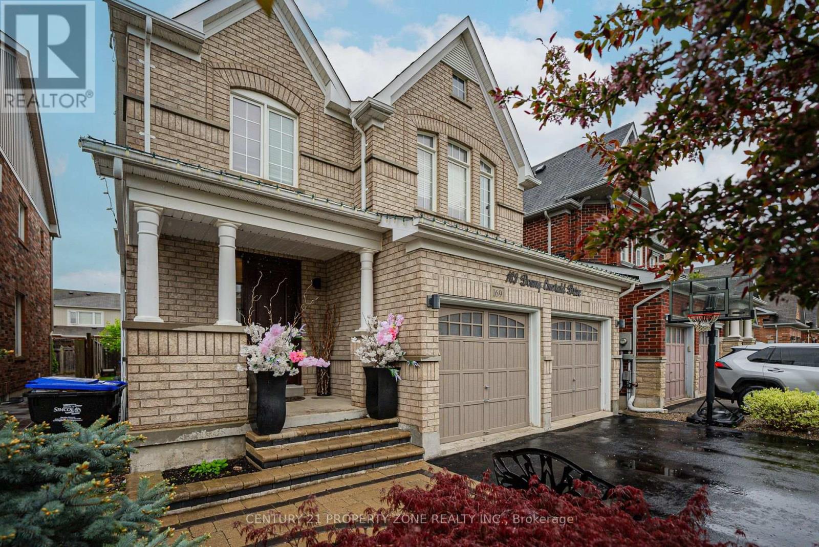 169 DOWNY EMERALD DRIVE - 3