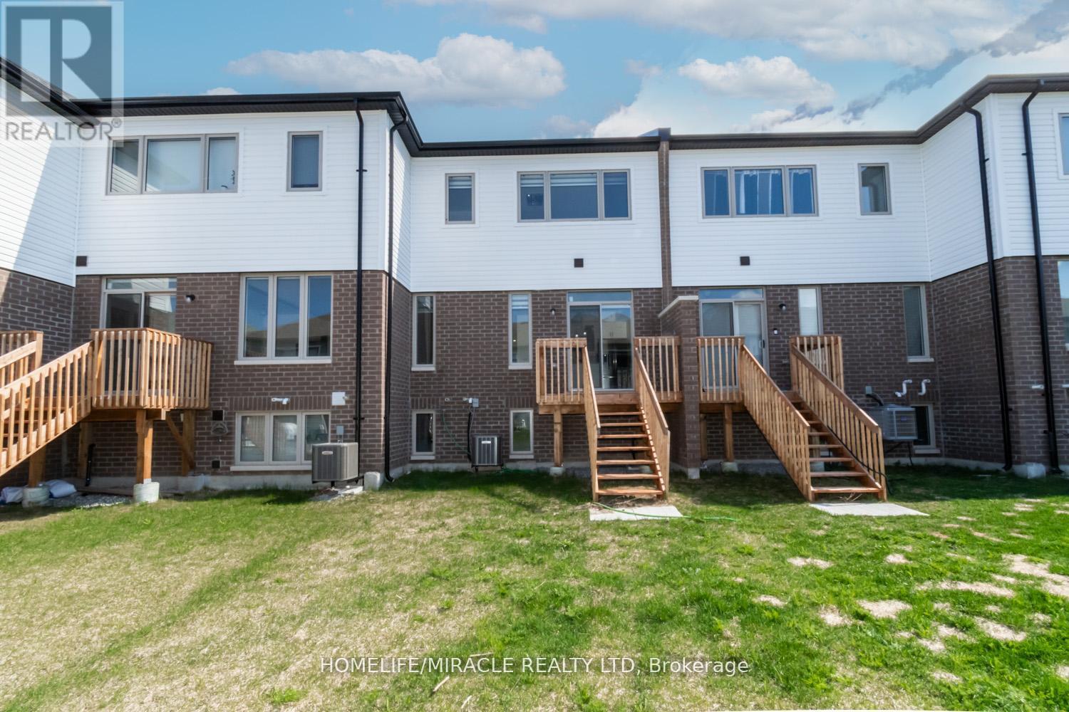 34 VALLEYBROOK ROAD - 38