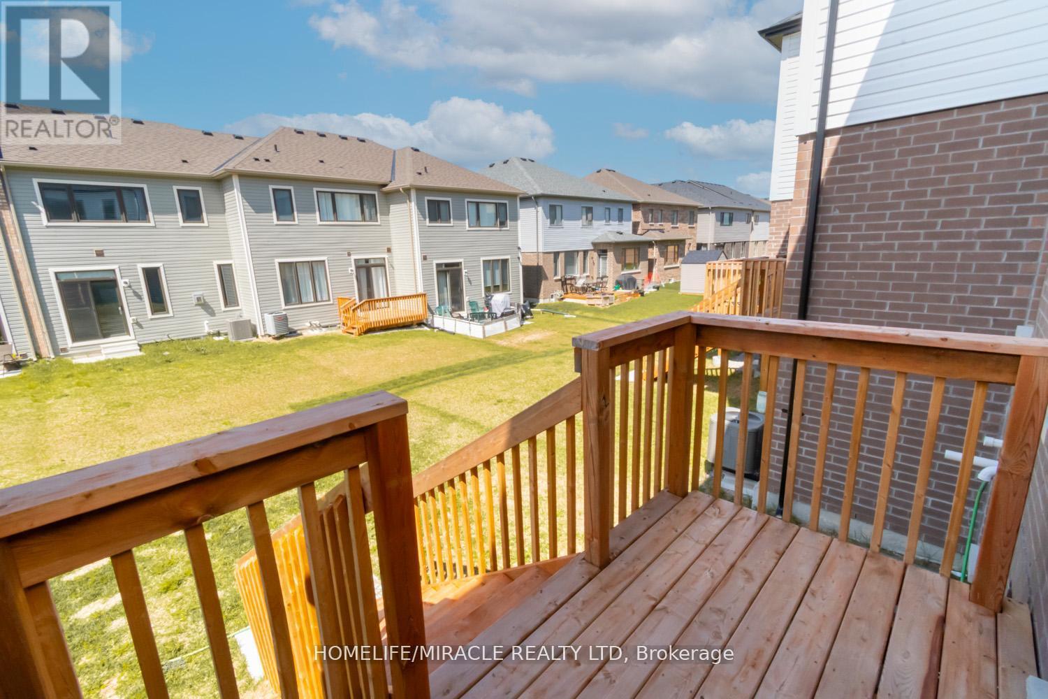 34 VALLEYBROOK ROAD - 39