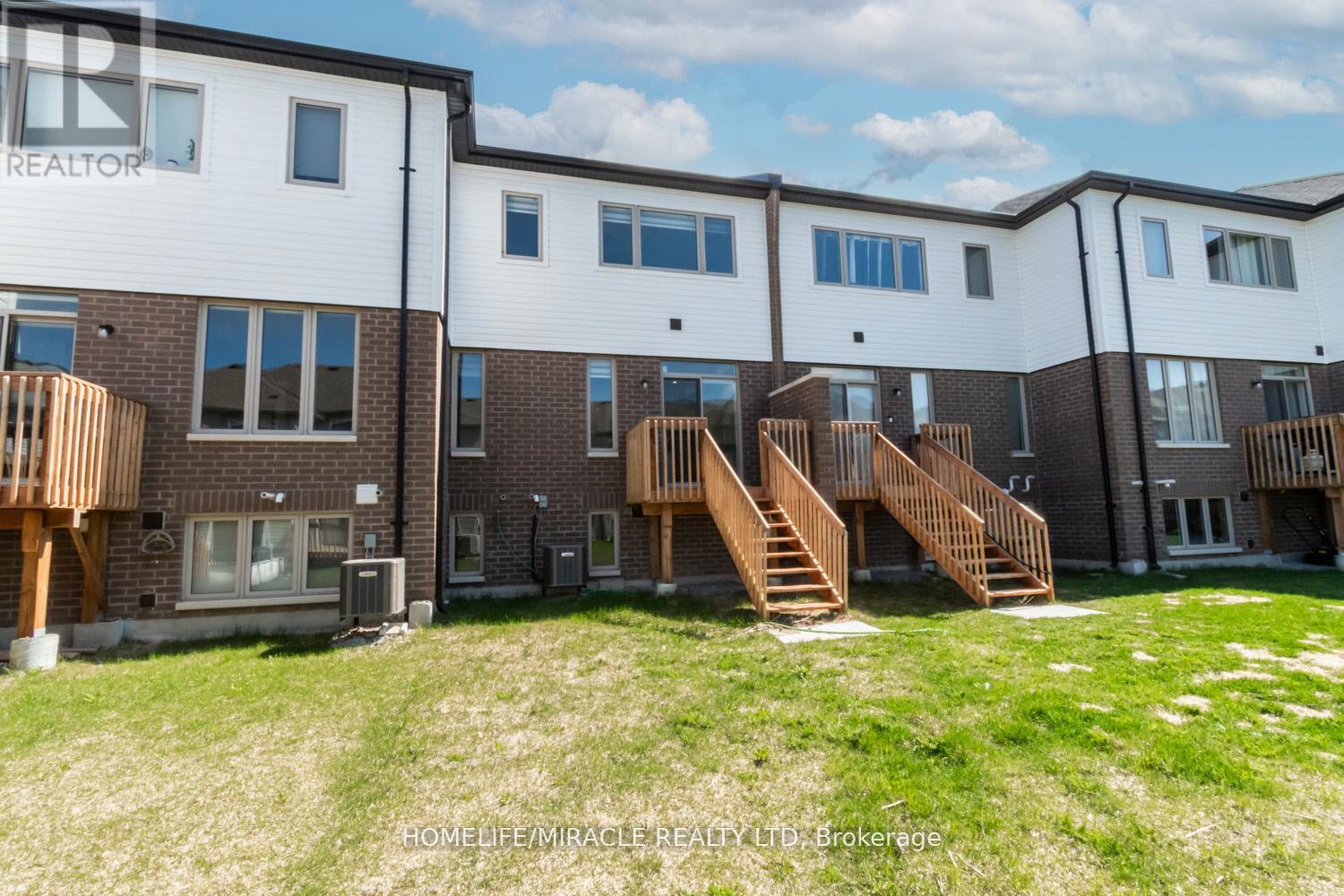 34 VALLEYBROOK ROAD - 43
