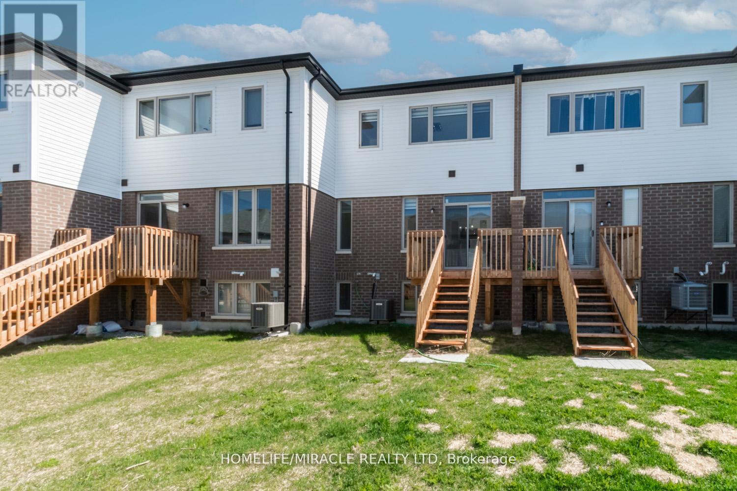 34 VALLEYBROOK ROAD - 44