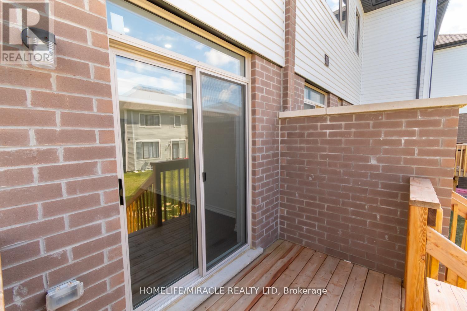 34 VALLEYBROOK ROAD - 47