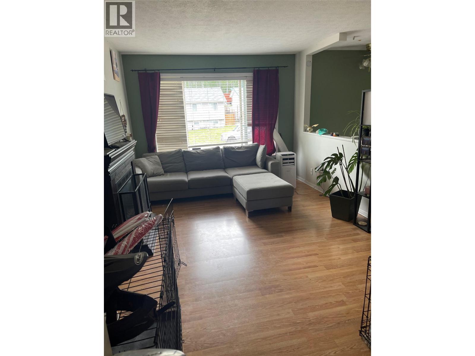 159 Gwillim Crescent - 3