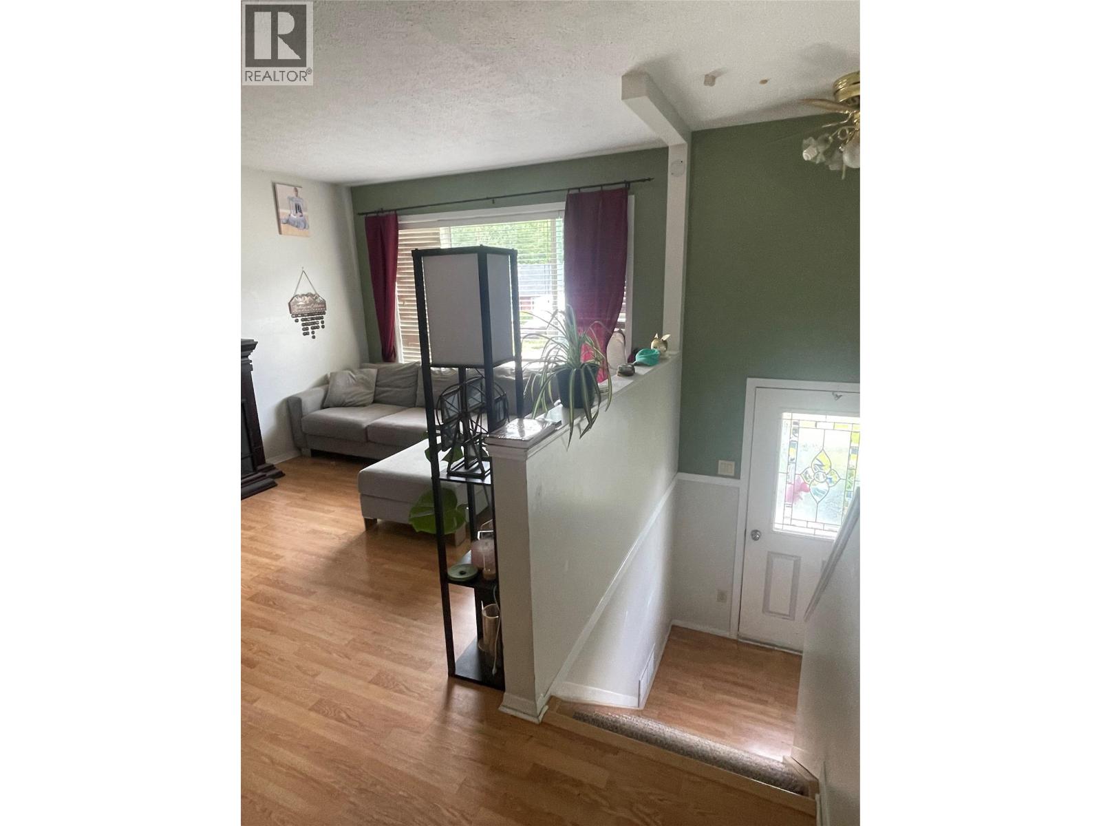 159 Gwillim Crescent - 4