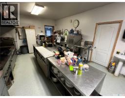 108 1st Avenue, Lintlaw, SK S0A2H0 Photo 12