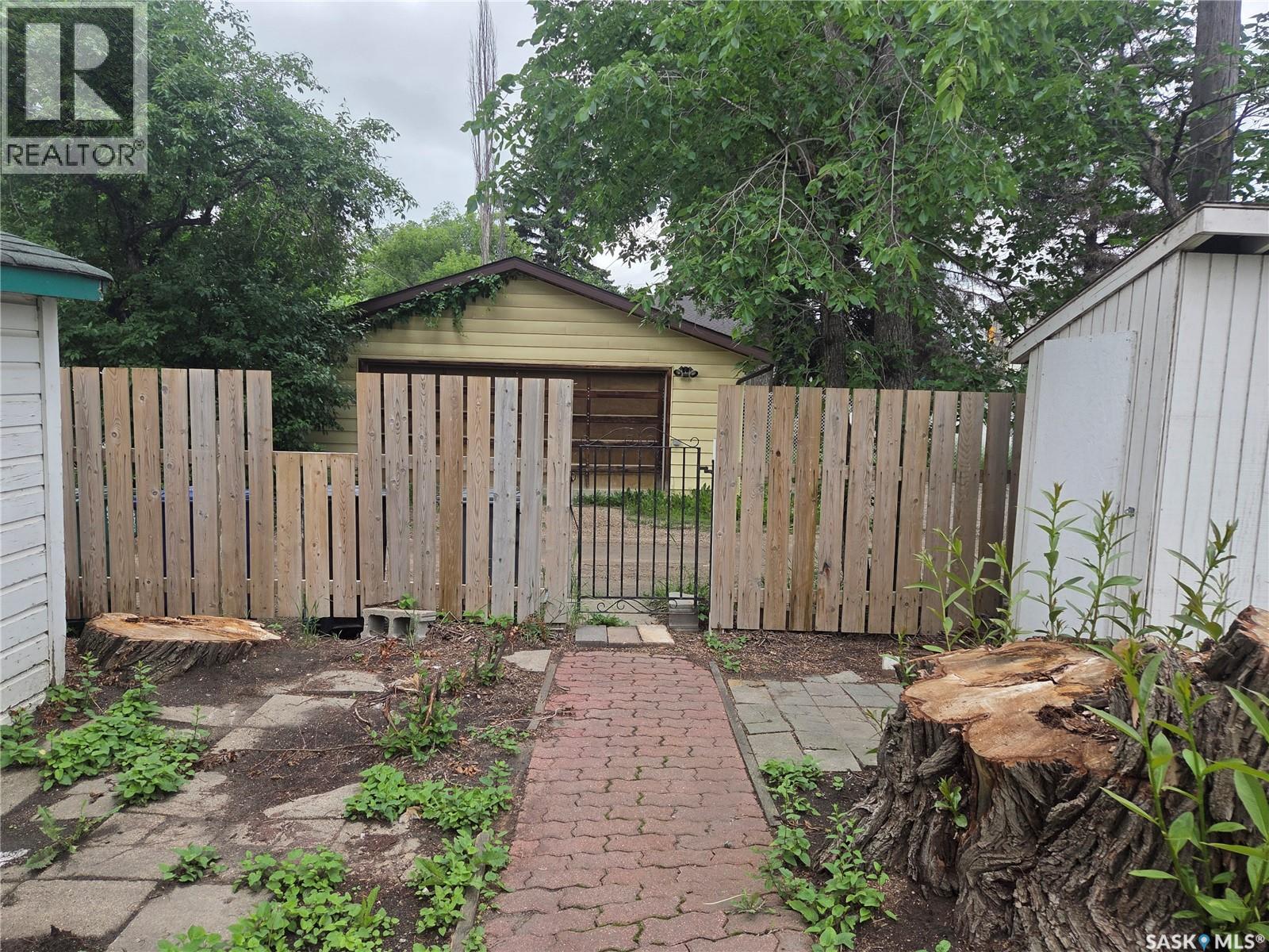 420 Cumberland AVENUE S - 51