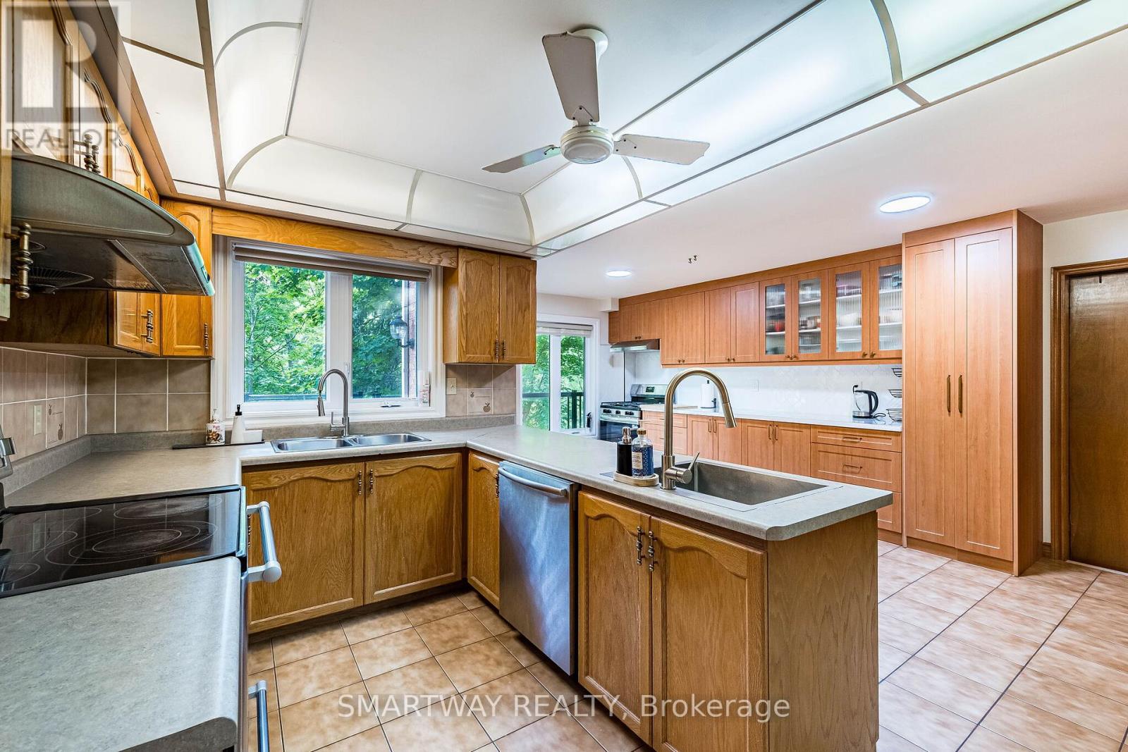 4522 BADMINTON DRIVE - Image 14
