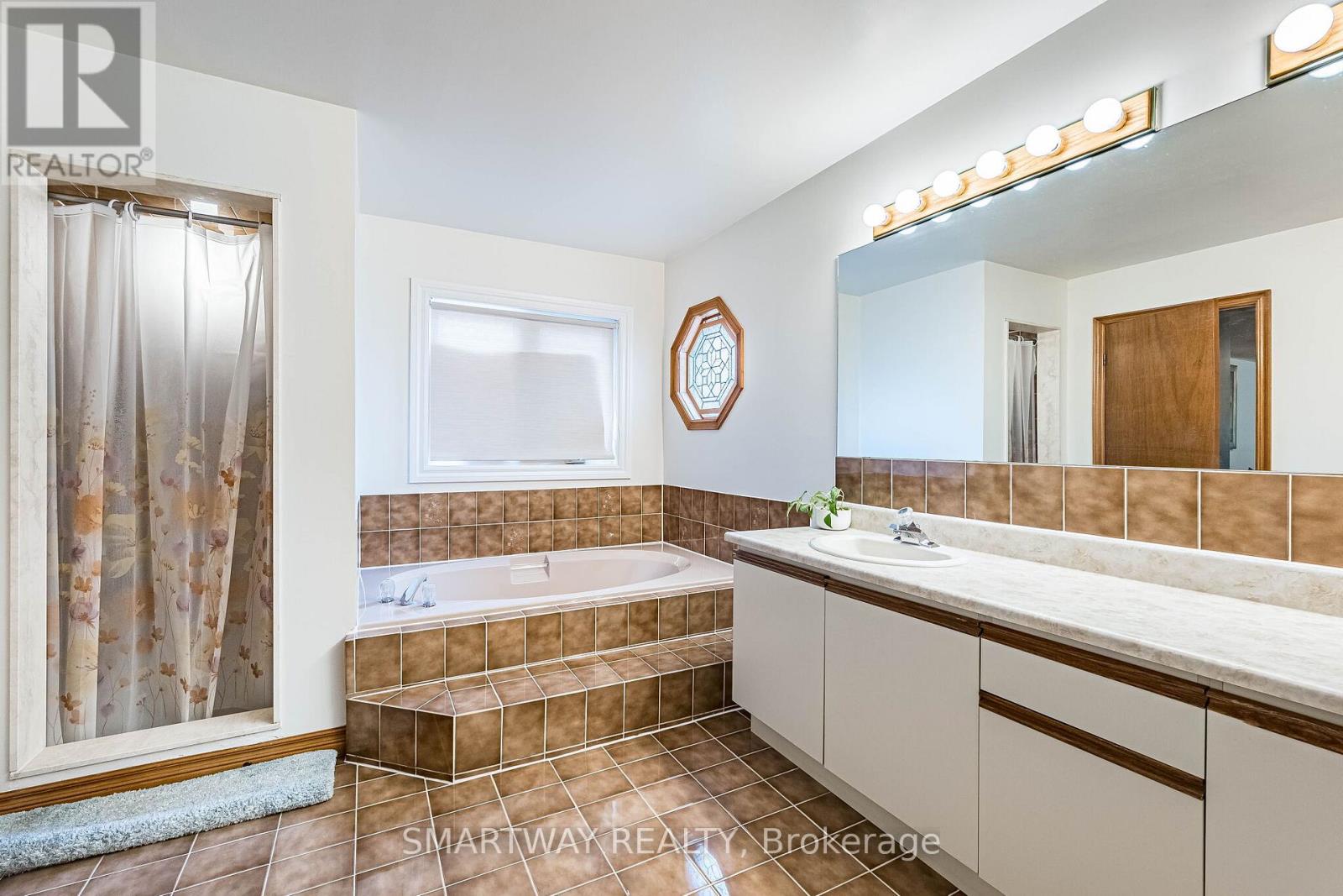 4522 BADMINTON DRIVE - Image 22