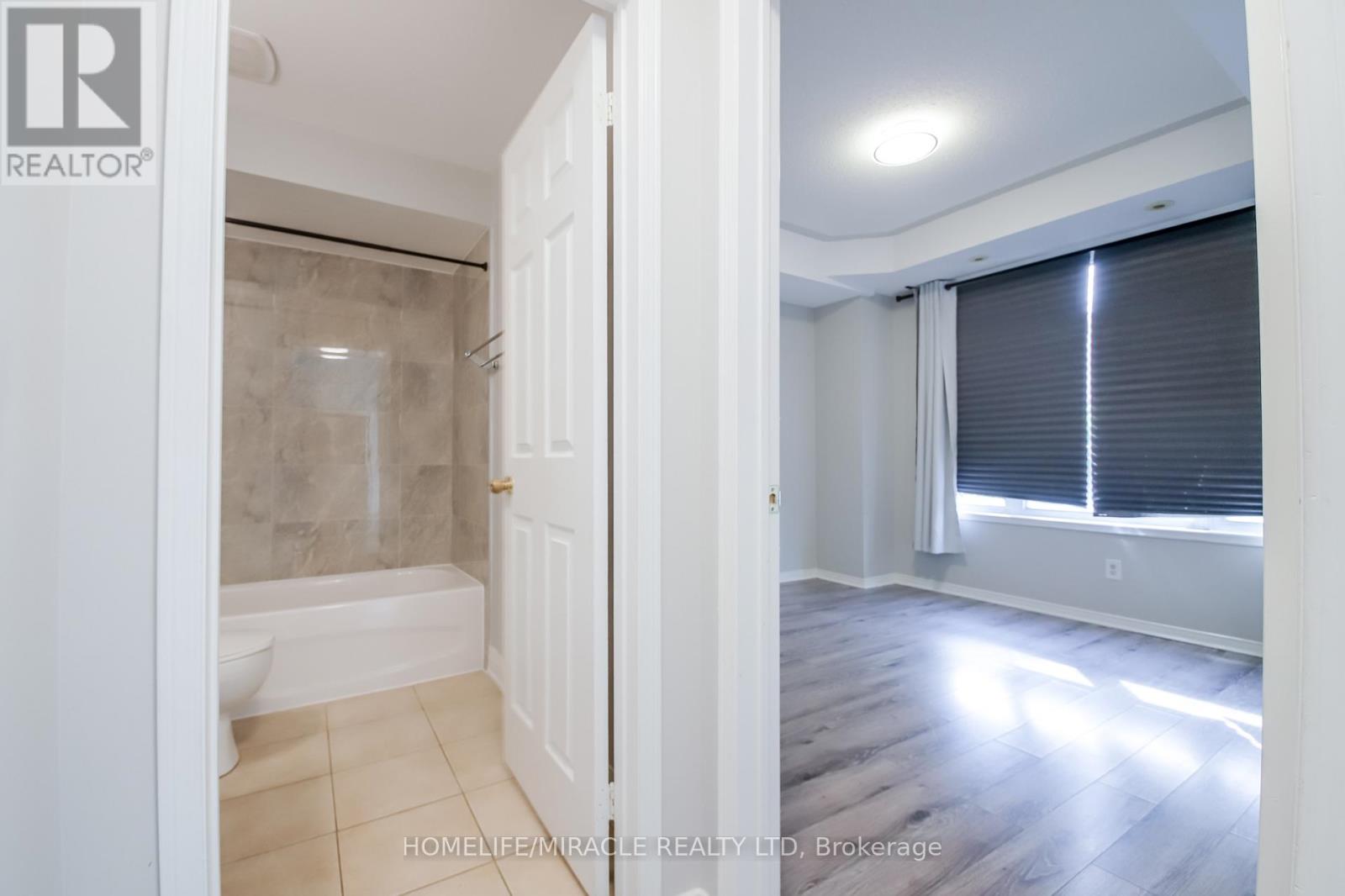 #62 3056 EGLINTON AVENUE W - 23