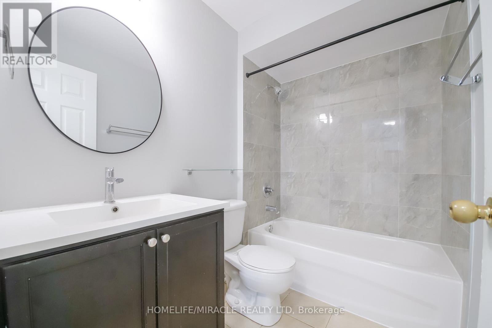 #62 3056 EGLINTON AVENUE W - 24