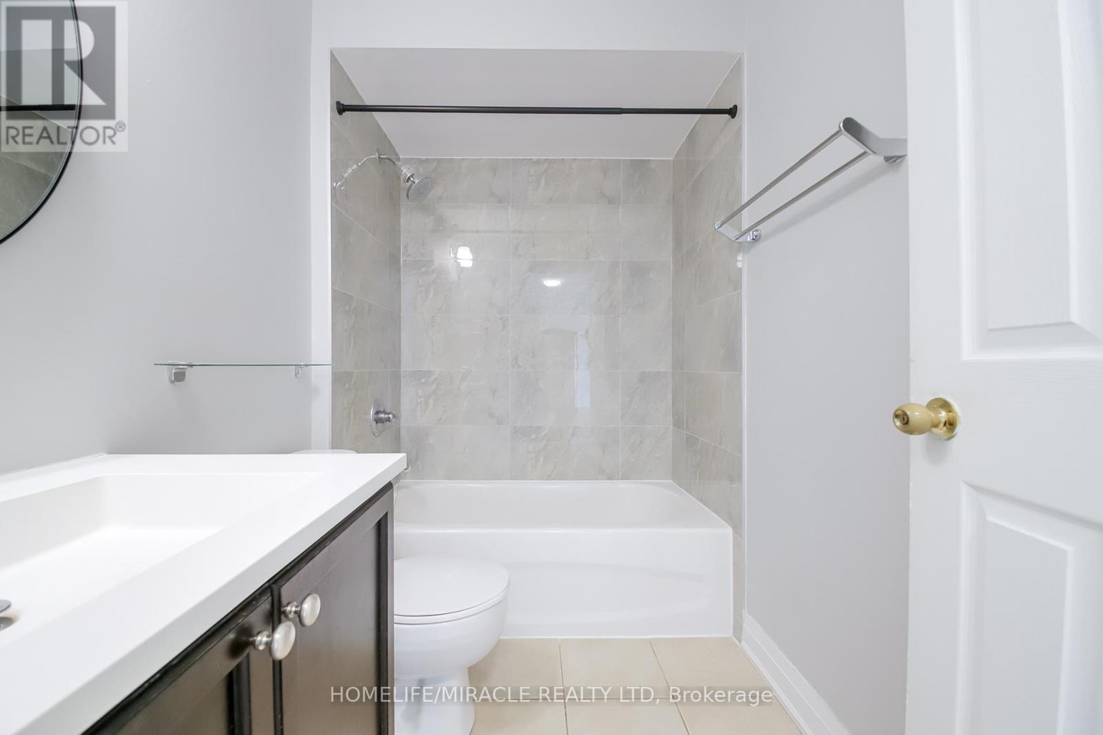 #62 3056 EGLINTON AVENUE W - 25