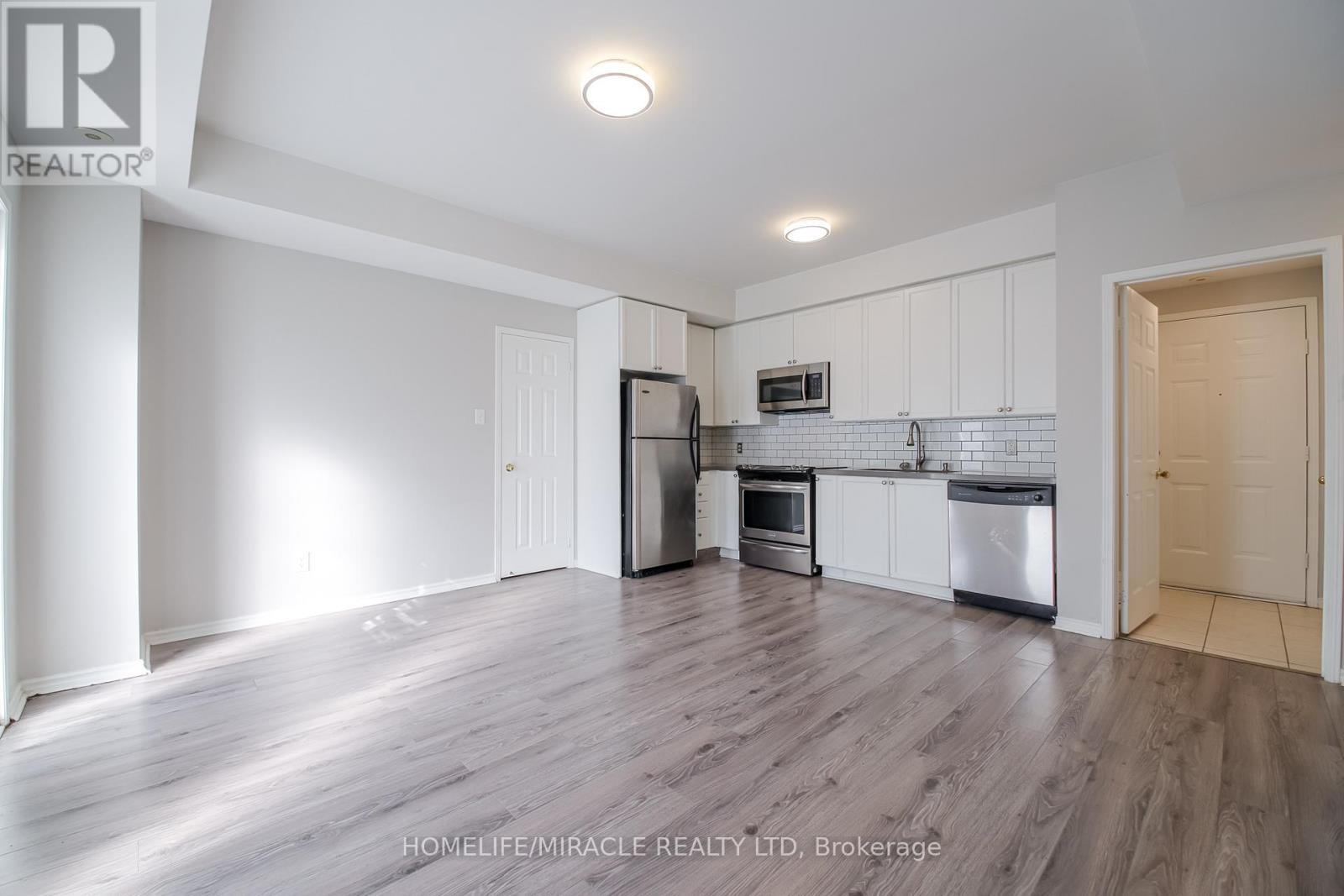 #62 3056 EGLINTON AVENUE W - 8
