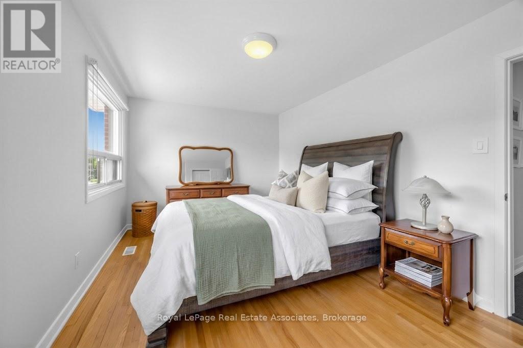 256 JOHN STREET - 20