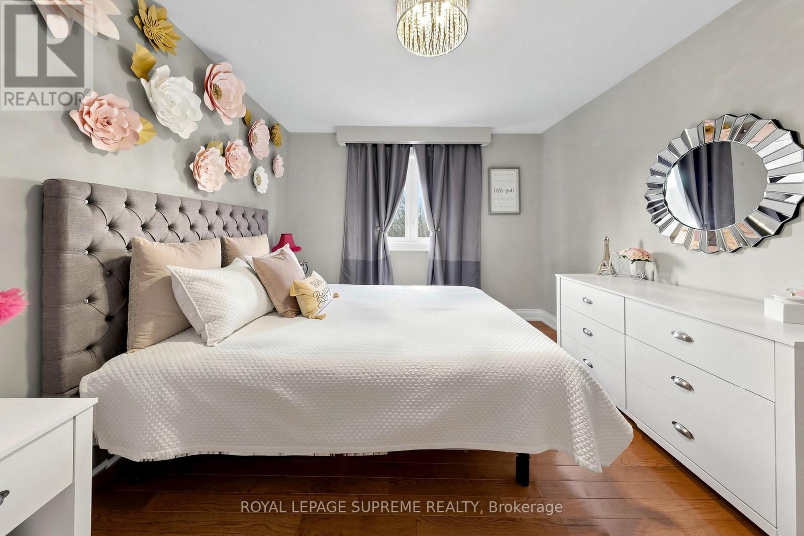 46 CHISWICK AVENUE - 22