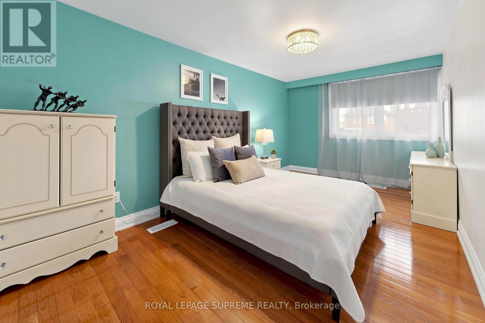 46 CHISWICK AVENUE - 25
