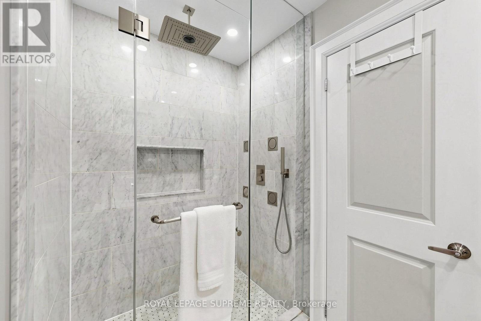 46 CHISWICK AVENUE - 27