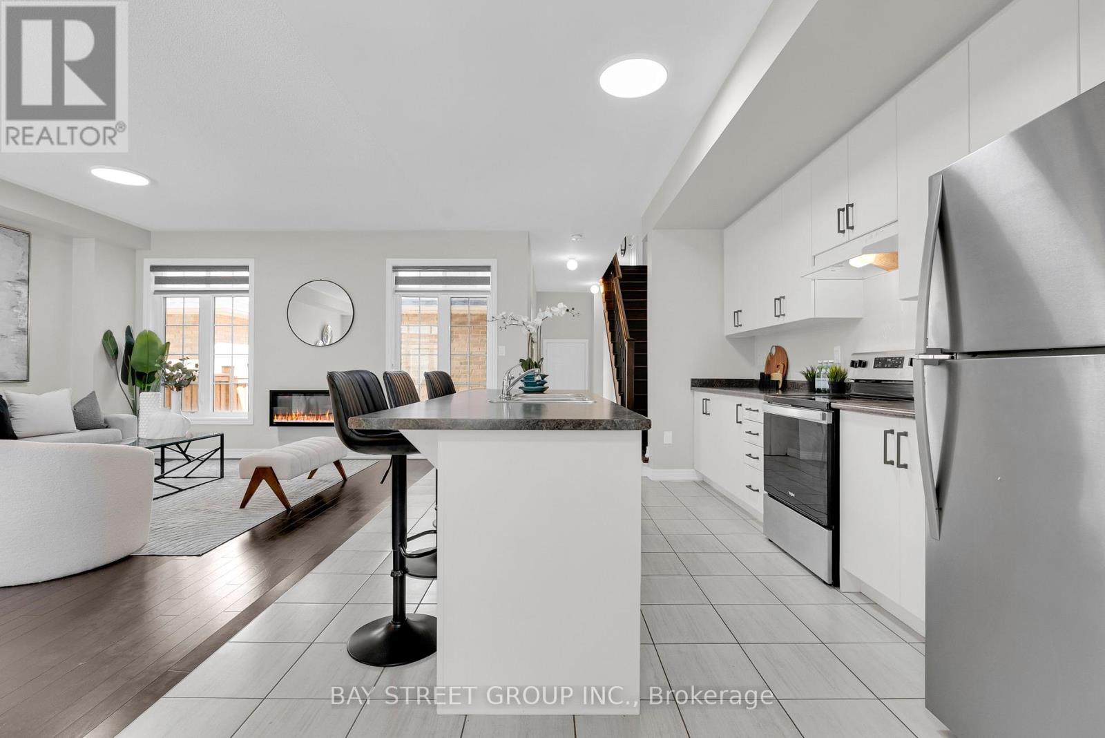 221 CLOCKWORK DRIVE - 11