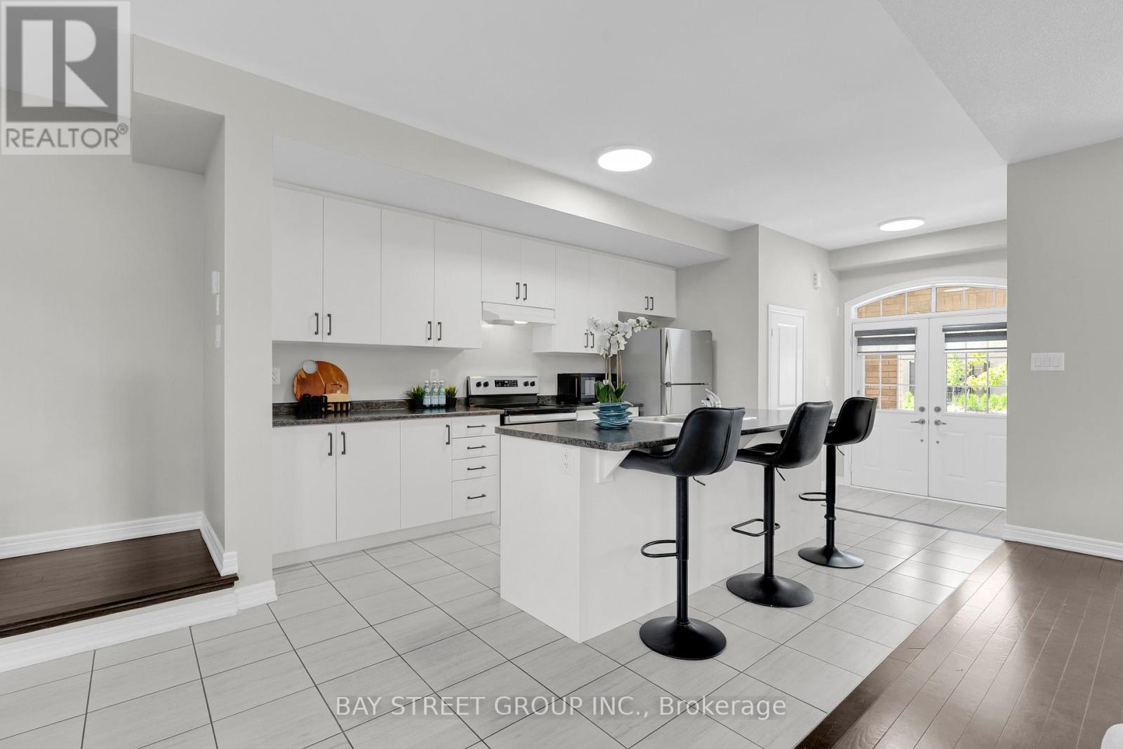 221 CLOCKWORK DRIVE - 12