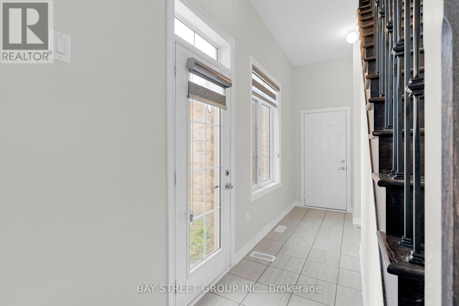 221 CLOCKWORK DRIVE - 17
