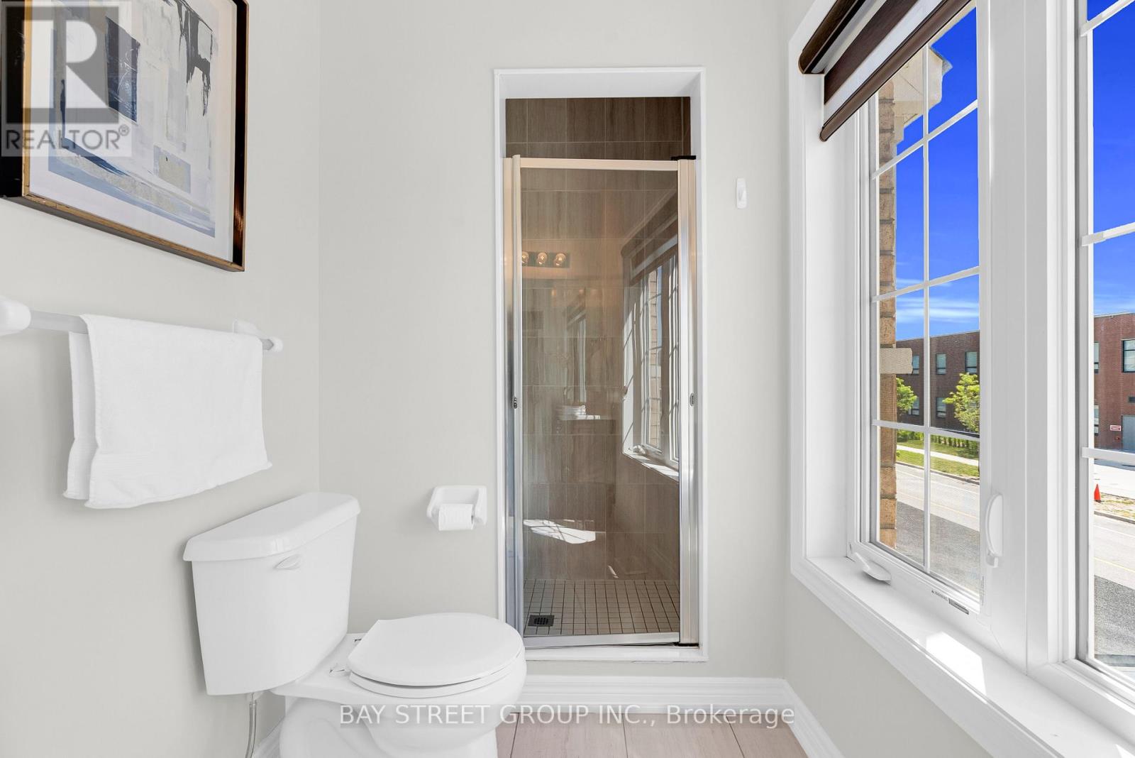 221 CLOCKWORK DRIVE - 25