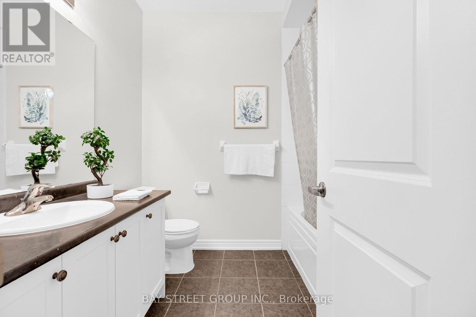 221 CLOCKWORK DRIVE - 29