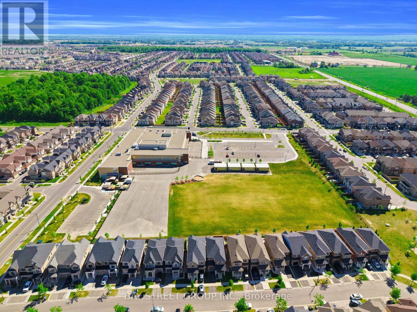 221 CLOCKWORK DRIVE - 47