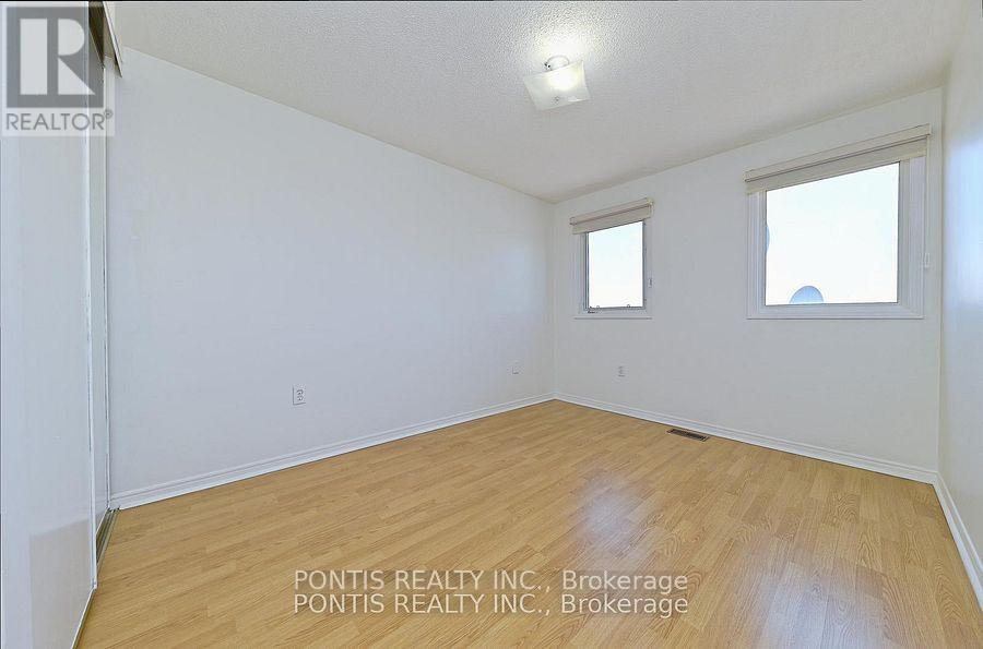 198 MOFFATT AVENUE - 23