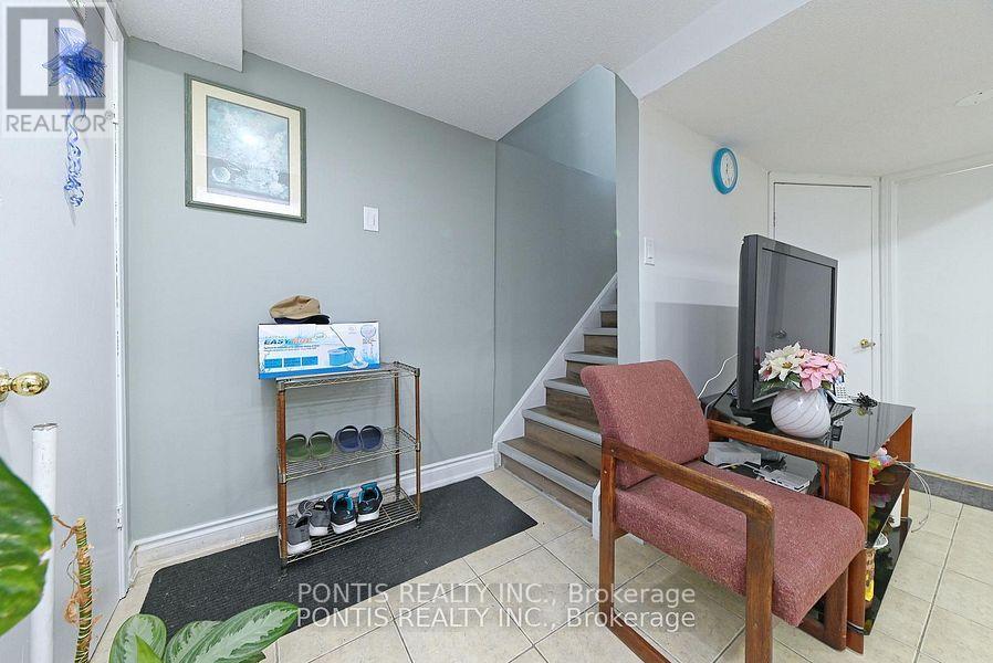 198 MOFFATT AVENUE - 26